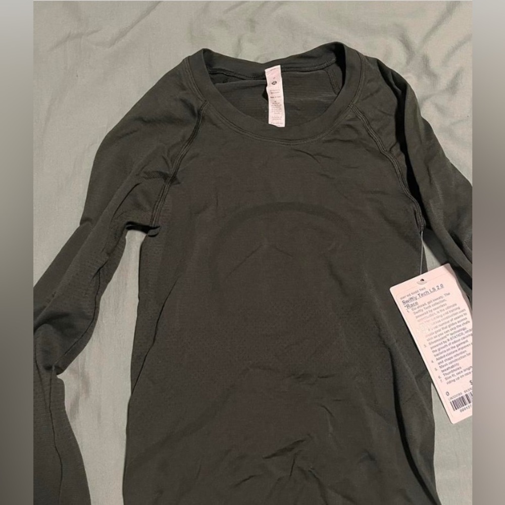 Swiftly tech long sleeve race length size 0 new with tags